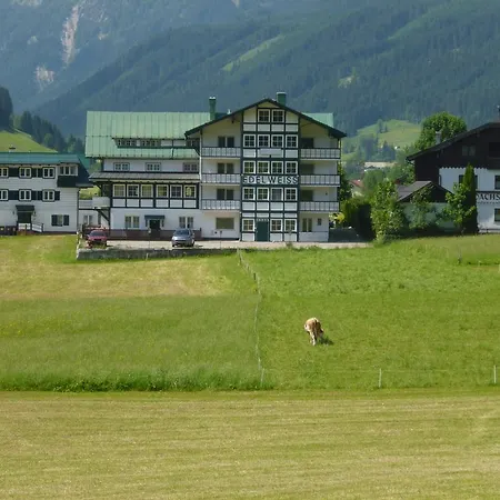 De Jutter Edelweiss Apartment *