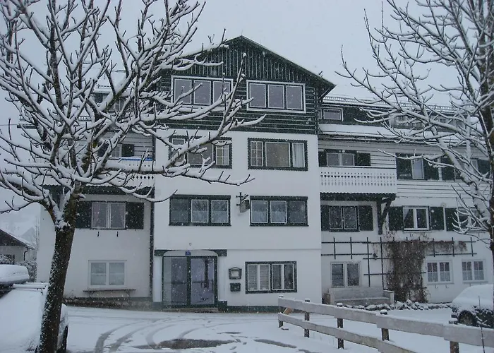 دو جوتير إيديلفايس *